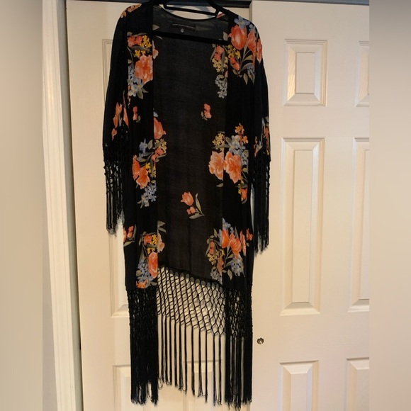 Torrid Insider Collection Floral & Fringe Kimono - Picture 2 of 6